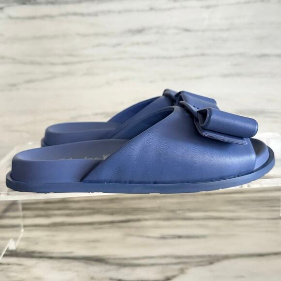 FERRAGAMO Virgil Bow Leather Sandals SZ 7 - Picture 3 of 6